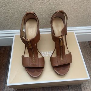 Michael Kors Berkley Sandal Leather